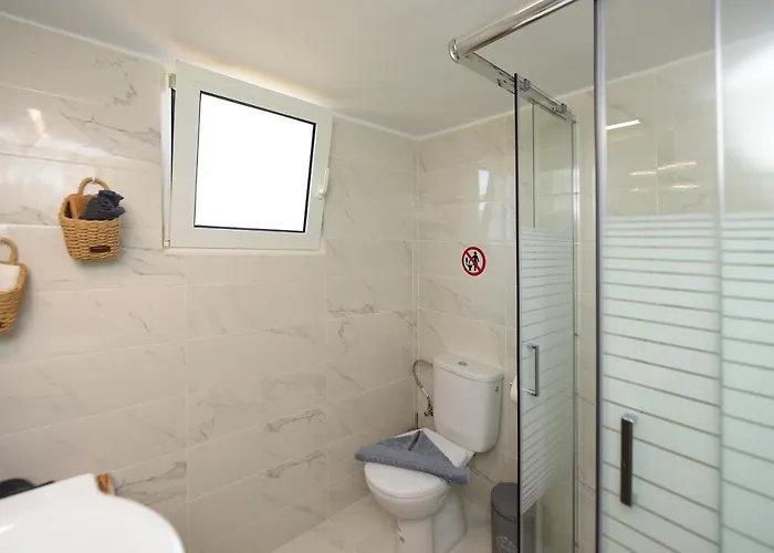 Alion House * Rhodes City